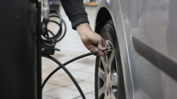 How to Increase Your Car’s Fuel Efficiency with Simple Hacks