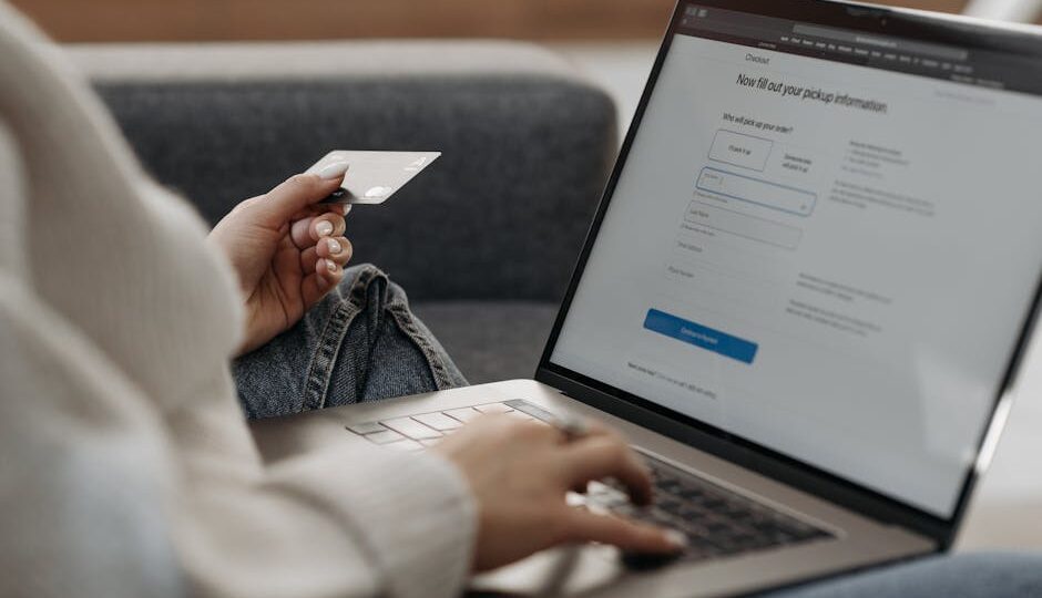 How to Navigate the Car Buying Process in the Digital Age