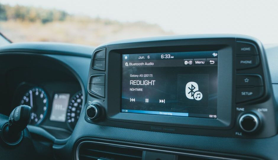 The Future of Car Connectivity: Why Your Vehicle Will Be Your Digital Hub in 2026