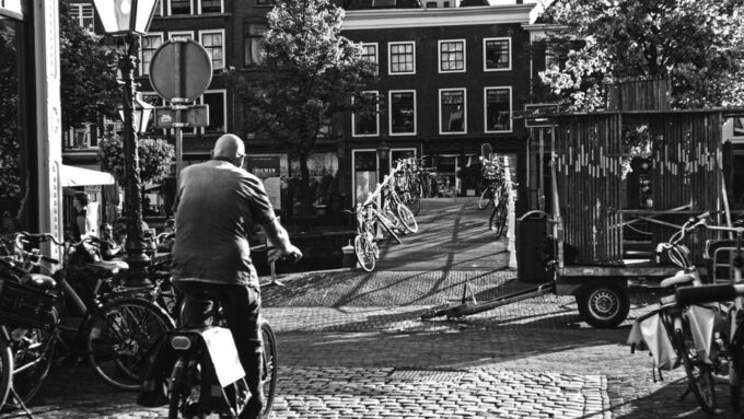 The Evolution of Urban Mobility: How Autonomous Bicycles Are Reshaping Cities in 2026