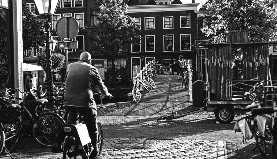 The Evolution of Urban Mobility: How Autonomous Bicycles Are Reshaping Cities in 2026